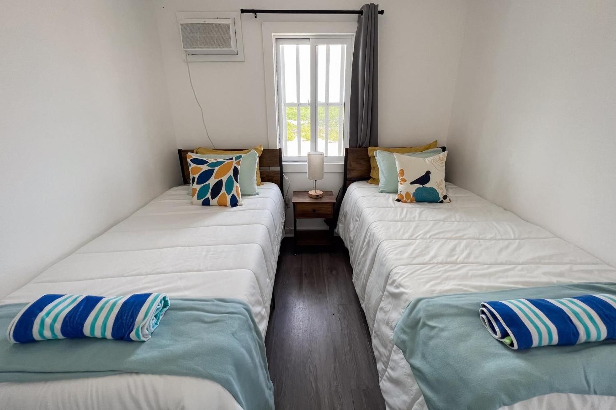 Spoonbill Cottage At Secret Beach Сан Педро Екстериор снимка