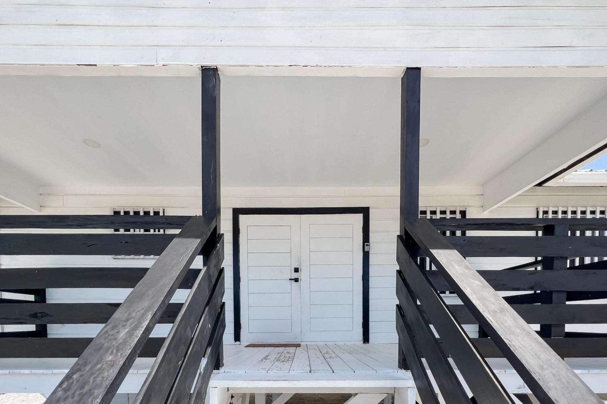 Spoonbill Cottage At Secret Beach Сан Педро Екстериор снимка